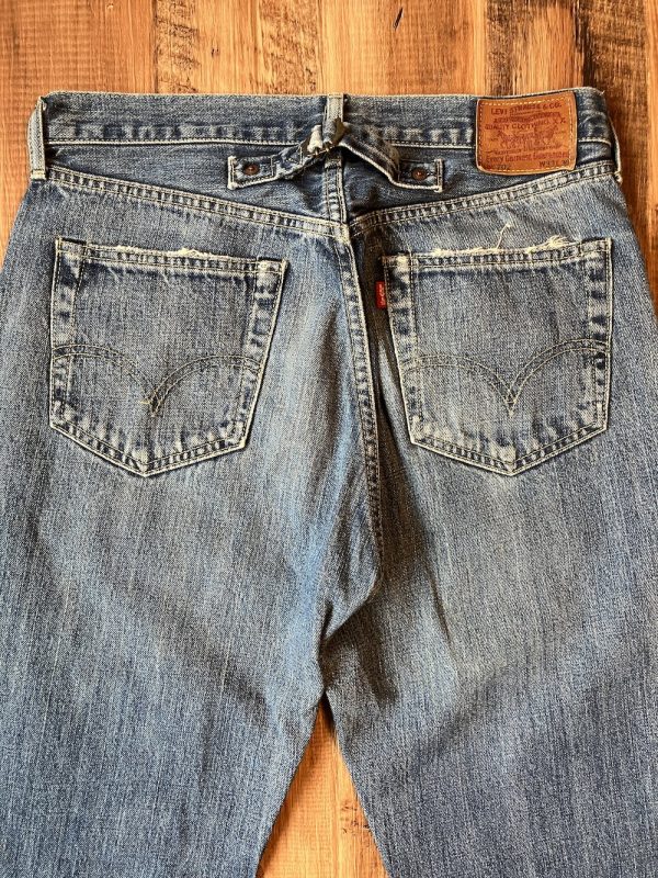 LEVI’S 702XX W31 Distressed Made in Japan - Image 13