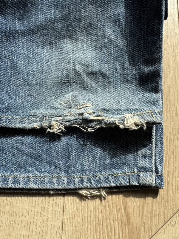 LEVI’S 702XX W31 Distressed Made in Japan - Image 22